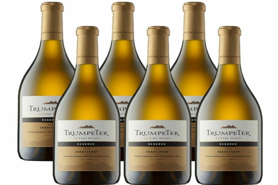 Chai rượu vang trắng Trumpeter Reserve Chardonnay