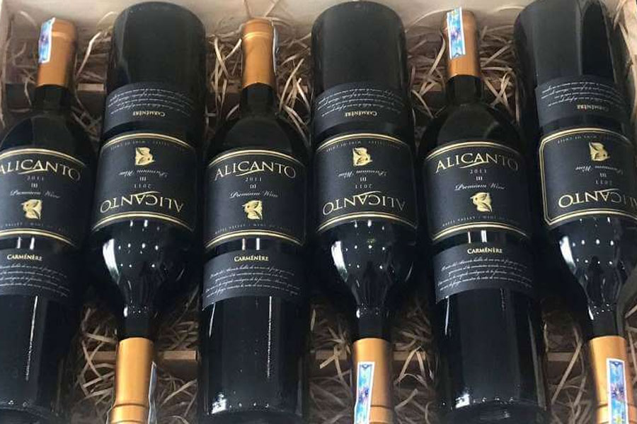Dòng rượu vang tuyệt phẩm Alicanto Icono Ultra Premium
