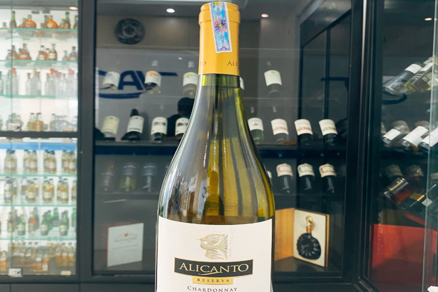 Dòng vang trắng Alicanto Reserva Chardonnay