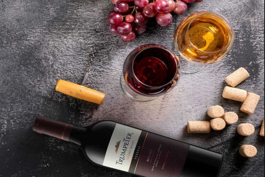 Rượu vang Trumpeter Reserve Malbec kết hợp món ăn