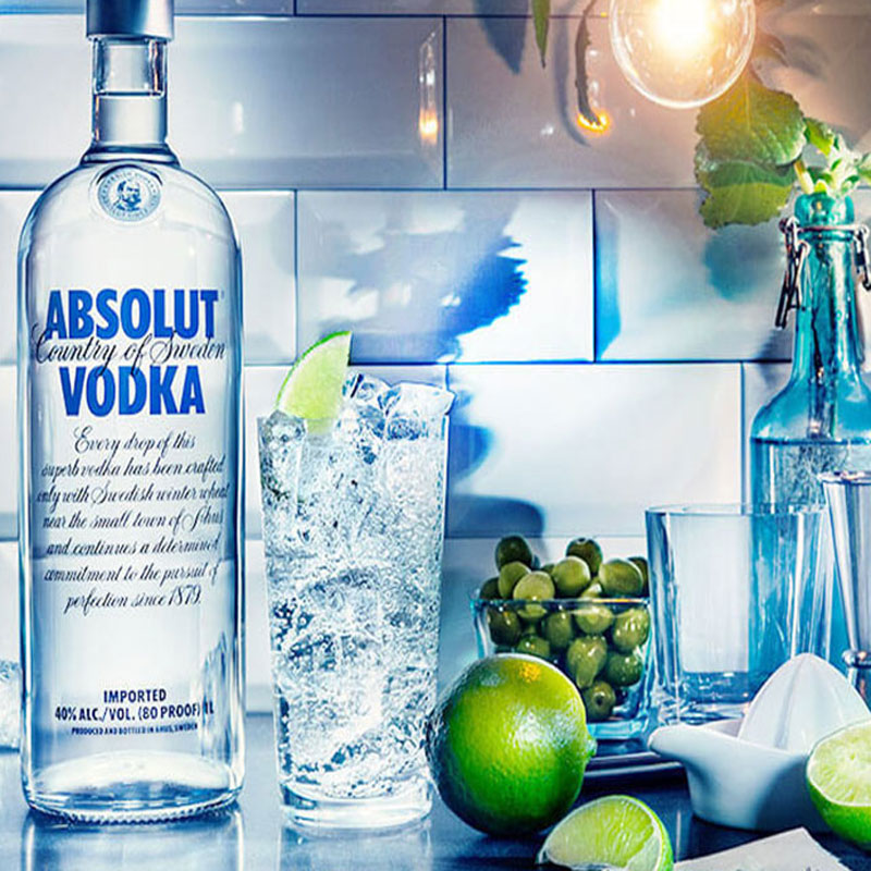 Absolut Vodka luôn là nền rượu của nhiều loại cocktail kinh điển