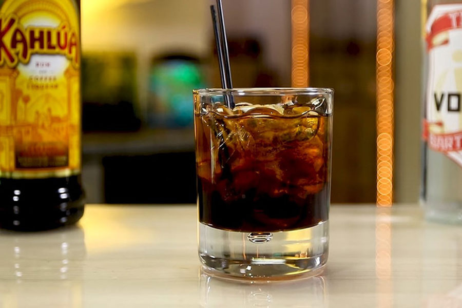 Cách uống rượu Kahlua đúng chuẩn