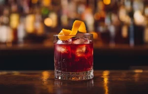 Công thức pha Negroni cocktail với Aperol