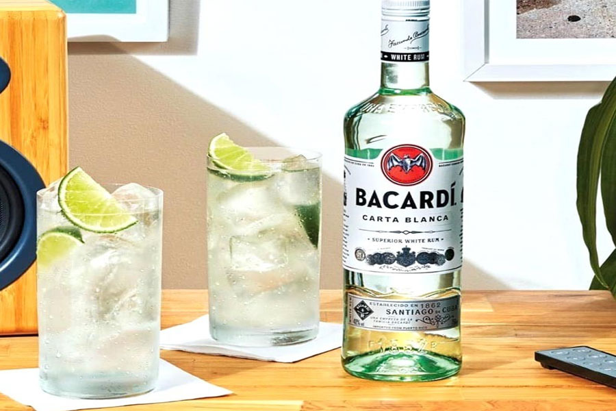 Dòng rượu Bacardi White Rum nhẹ nhàng dễ uống