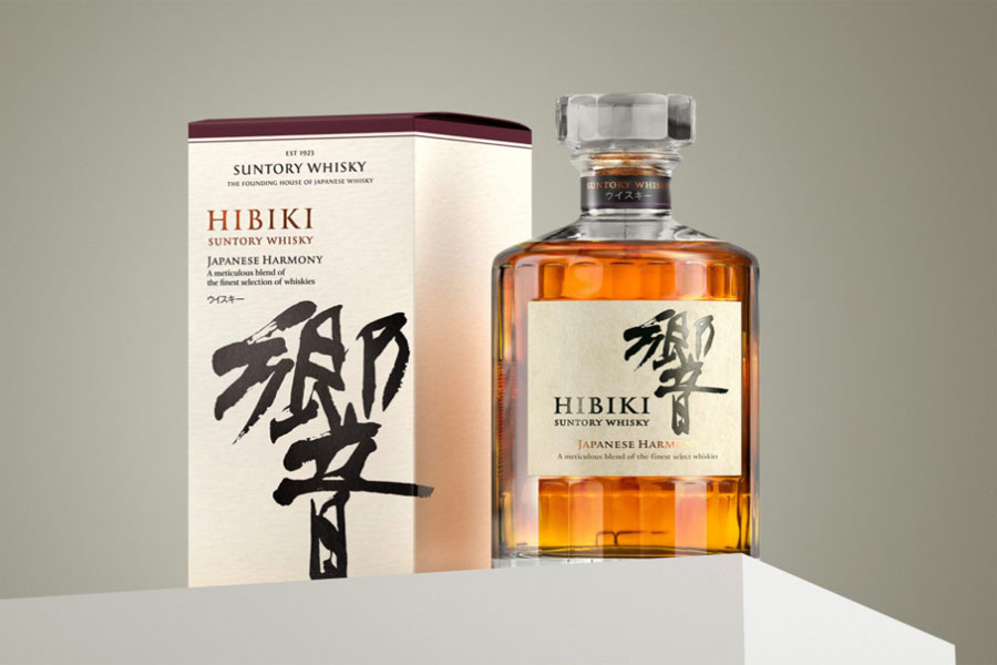 Dòng sản phẩm rượu Hibiki Japanese Harmony