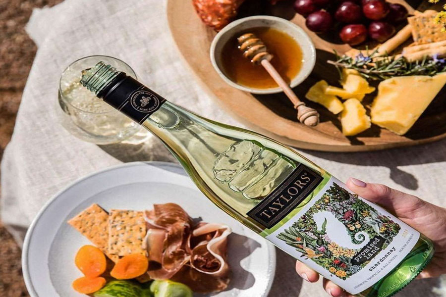 Kết hợp Wakefield Taylor Fw Promised Land Chardonnay cùng các món ăn