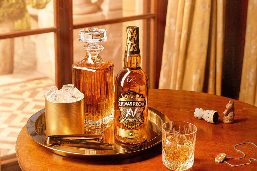 Thưởng thức rượu Chivas Regal 12 đúng chuẩn