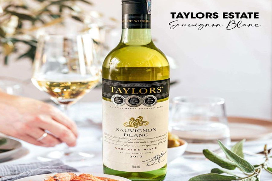 Thưởng thức Wakefield Taylor Fw Estate Sauvignon Blanc đúng chuẩn