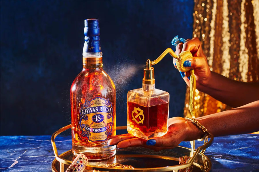Thưởng thức rượu Chivas Regal 18 đúng cách nâng tầm hương vị