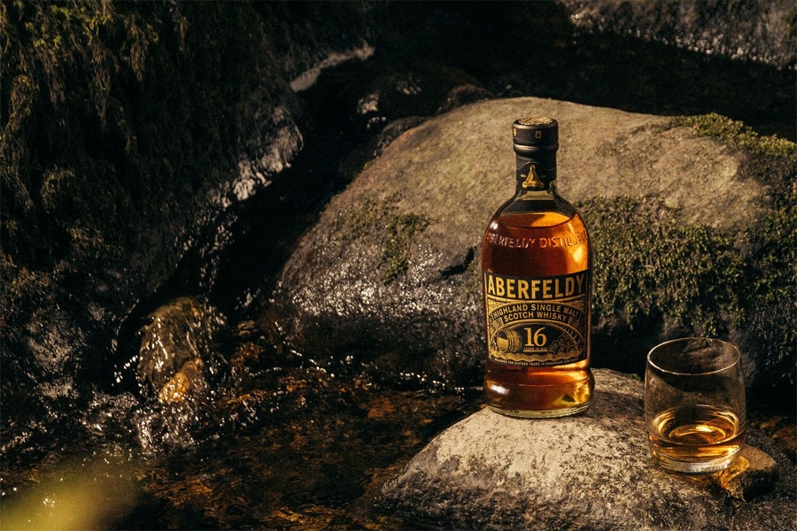Aberfeldy 16YO sở hữu cấu trúc dày dặn và mượt mà