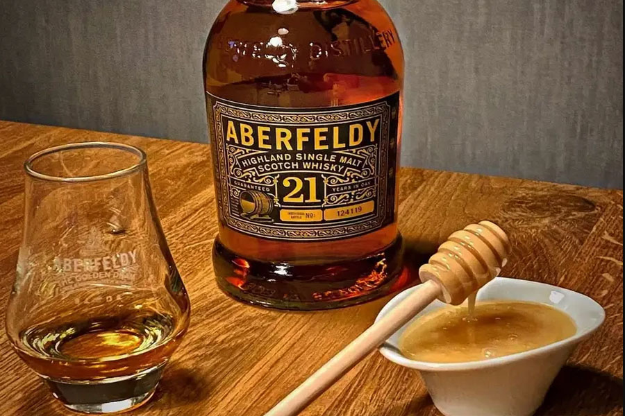 Thưởng thức Aberfeldy 21YO đúng cách