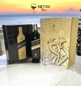 Cách phân biệt rượu ngoại thật giả qua nhãn chai Johnnie Walker