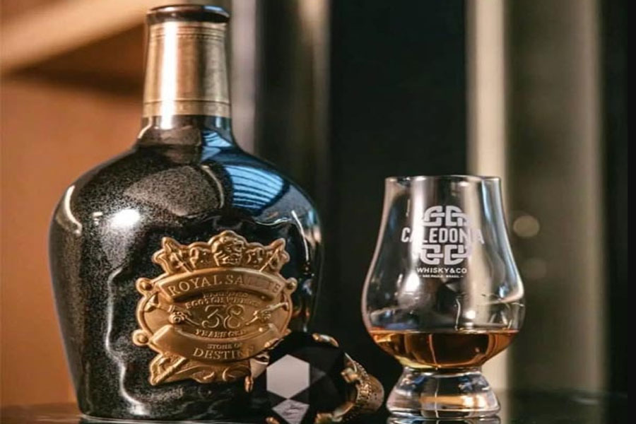 Royal Salute 38 Years là biểu tượng đỉnh cao của whisky