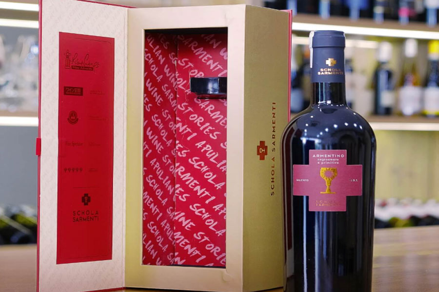 Chai vang Salmanazar sẽ được đóng gói riêng lẻ