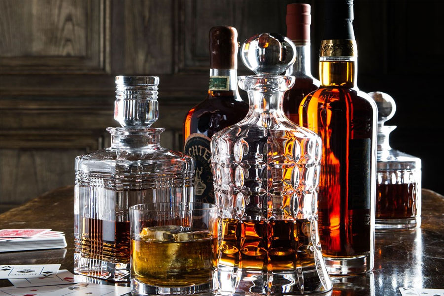 Thưởng thức các loại whisky ngon trong các bữa tiệc