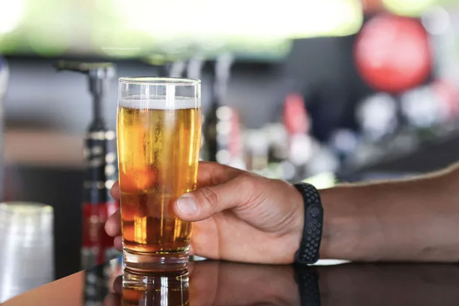 Uống rượu ít có tốt không? Hiểu đúng để sử dụng rượu an toàn